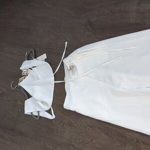 White casual set
